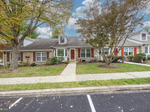 1433 Country Club Drive, Springfield PA 19064