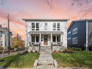 1708 Lawrence Street NE