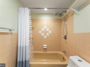 8940 Krewstown Road 204, Philadelphia PA 19115