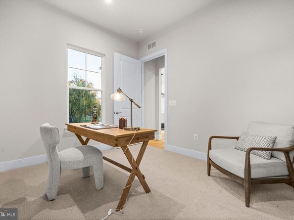 7505 Magarity Road, Falls Church VA 22043