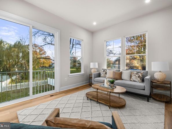 7505 Magarity Road, Falls Church VA 22043