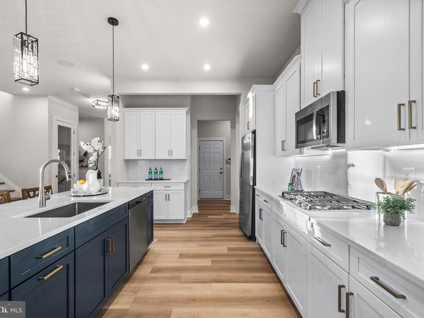 7505 Magarity Road, Falls Church VA 22043