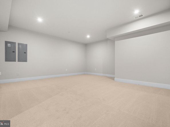 7505 Magarity Road, Falls Church VA 22043