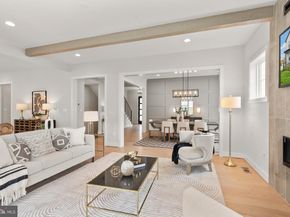 102 Moore Avenue SW, Vienna VA 22180