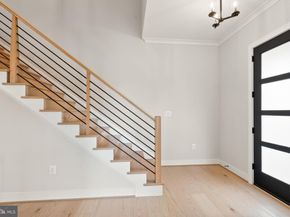 102 Moore Avenue SW, Vienna VA 22180