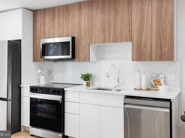 1124 Florida NE 303, Washington DC 20002