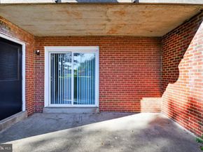 1043 Margate Court 1043A, Sterling VA 20164