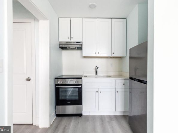 4725 Chester Avenue, Philadelphia PA 19143