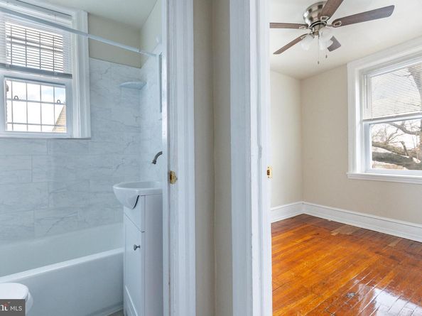 4725 Chester Avenue, Philadelphia PA 19143