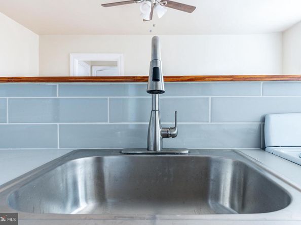 4725 Chester Avenue, Philadelphia PA 19143