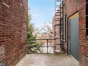 4725 Chester Avenue, Philadelphia PA 19143