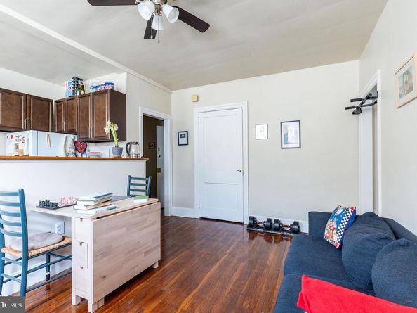 4725 Chester Avenue, Philadelphia PA 19143