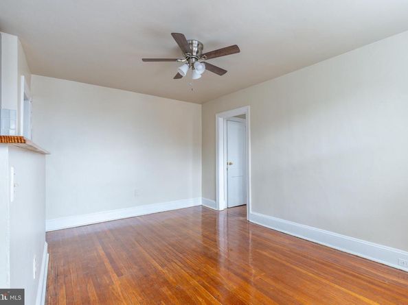 4725 Chester Avenue, Philadelphia PA 19143