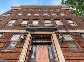 4725 Chester Avenue, Philadelphia PA 19143