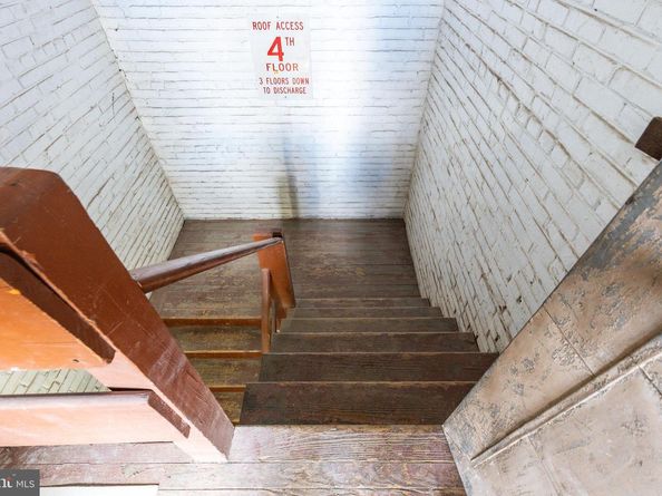 4725 Chester Avenue, Philadelphia PA 19143