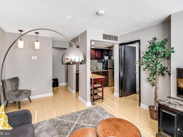 2135 Walnut Street 603, Philadelphia PA 19103