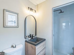 5734 Harbison Avenue, Philadelphia PA 19135