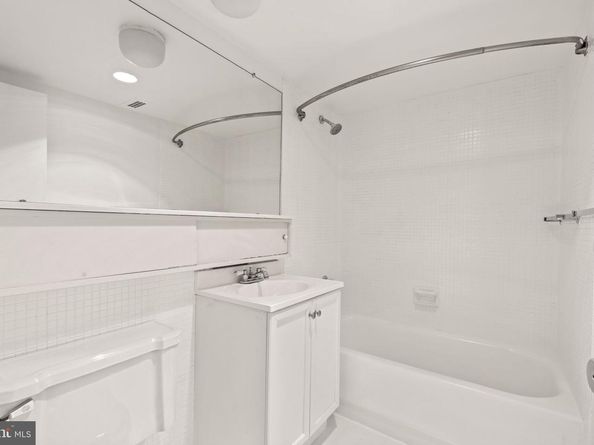 300 M Street SW N213, Washington DC 20024