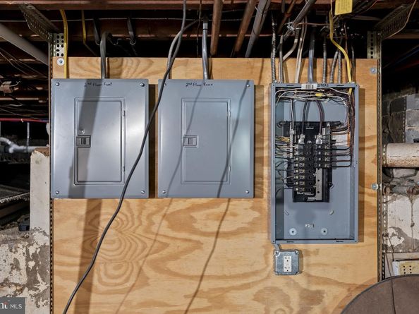 32 S Macdade Boulevard, Glenolden PA 19036