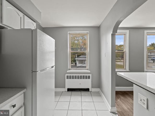 32 S Macdade Boulevard, Glenolden PA 19036