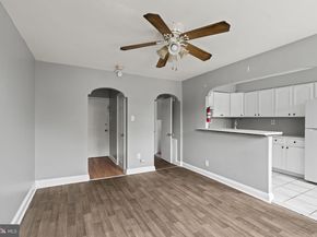 32 S Macdade Boulevard, Glenolden PA 19036