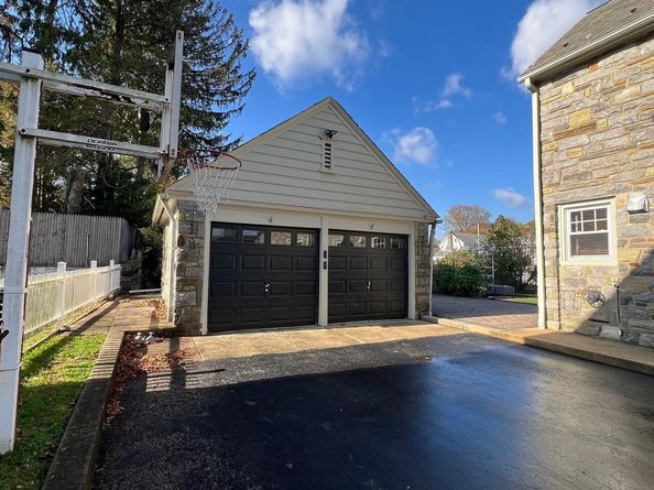 760 Foss Avenue, Drexel Hill PA 19026