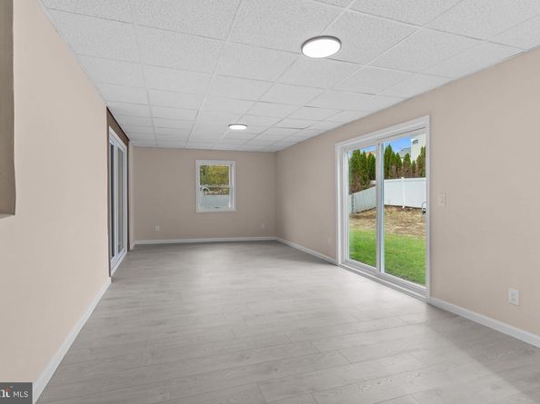 100 E Endfield Road, Feasterville Trevose PA 19053