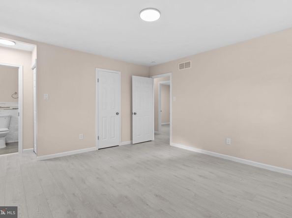 100 E Endfield Road, Feasterville Trevose PA 19053