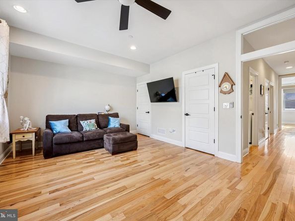 152 Carson Street, Philadelphia PA 19127