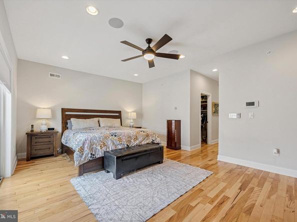 152 Carson Street, Philadelphia PA 19127