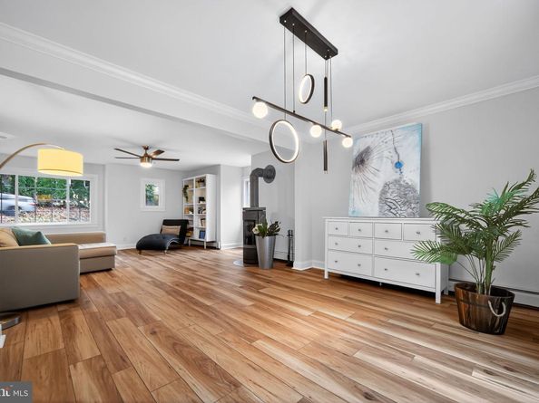 575 W Valley Road, Wayne PA 19087