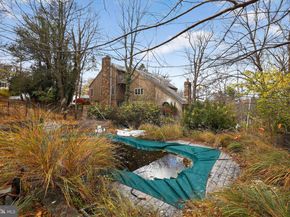 575 W Valley Road, Wayne PA 19087