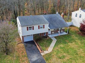 5 Glen Drive, Yardley PA 19067