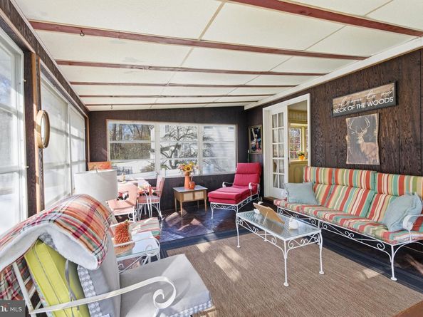 5 Glen Drive, Yardley PA 19067