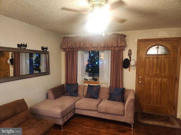 6736 Montgomery Avenue, Upper Darby PA 19082