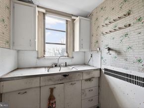 7181 Ruskin Lane, Upper Darby PA 19082