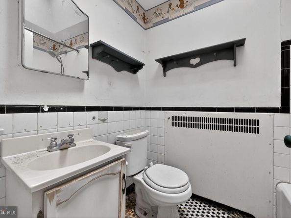 7181 Ruskin Lane, Upper Darby PA 19082