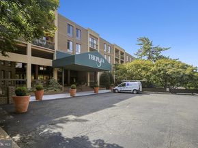 801 N Howard Street 303, Alexandria VA 22304