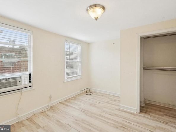 933 Cantrell Street, Philadelphia PA 19148