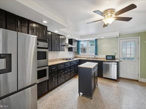 933 Cantrell Street, Philadelphia PA 19148