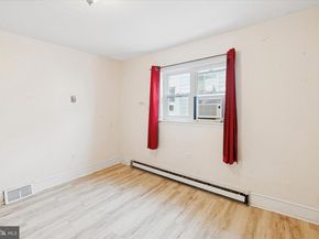 933 Cantrell Street, Philadelphia PA 19148