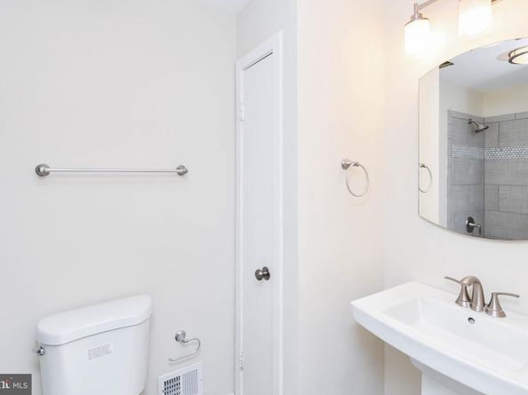 49 Hawthorne Court NE, Washington DC 20017