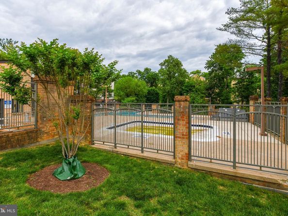 49 Hawthorne Court NE, Washington DC 20017