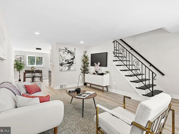 726 Grant Road, Folcroft PA 19032