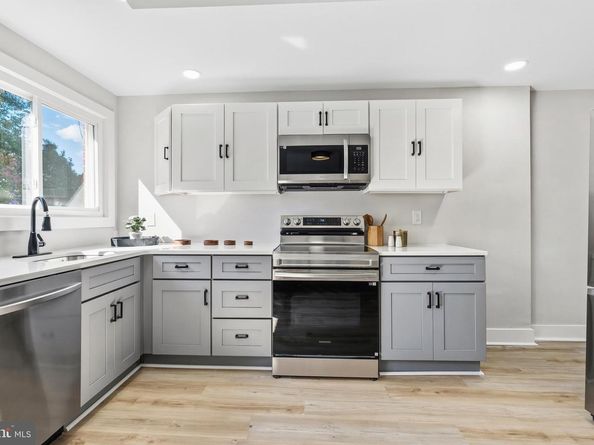 726 Grant Road, Folcroft PA 19032