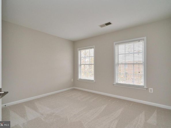 121 Herndon Mill Circle, Herndon VA 20170