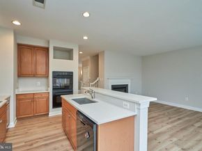 121 Herndon Mill Circle, Herndon VA 20170