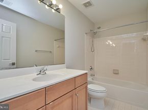 121 Herndon Mill Circle, Herndon VA 20170