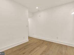 1810 Central Place NE 1, Washington DC 20002