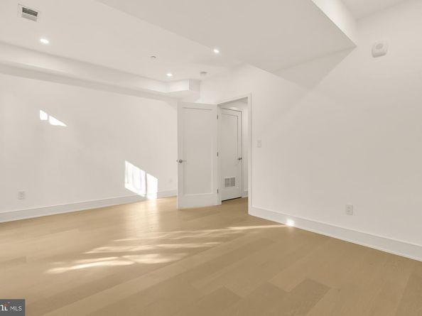 1810 Central Place NE 1, Washington DC 20002